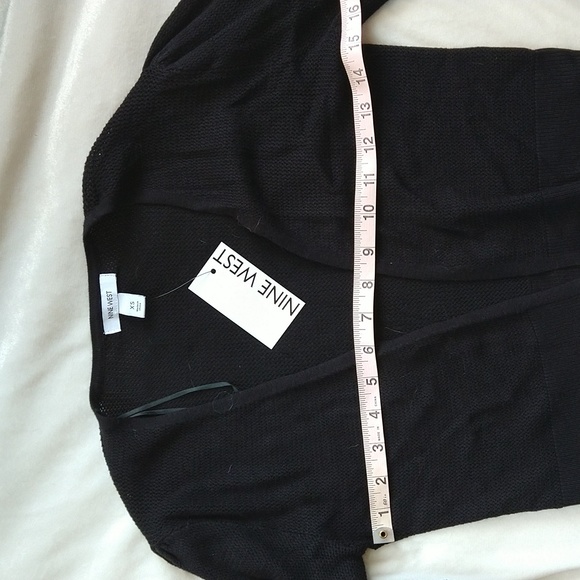 Nine west XS long-sleeve Cropped black cardigan NWT - Picture 5 of 6